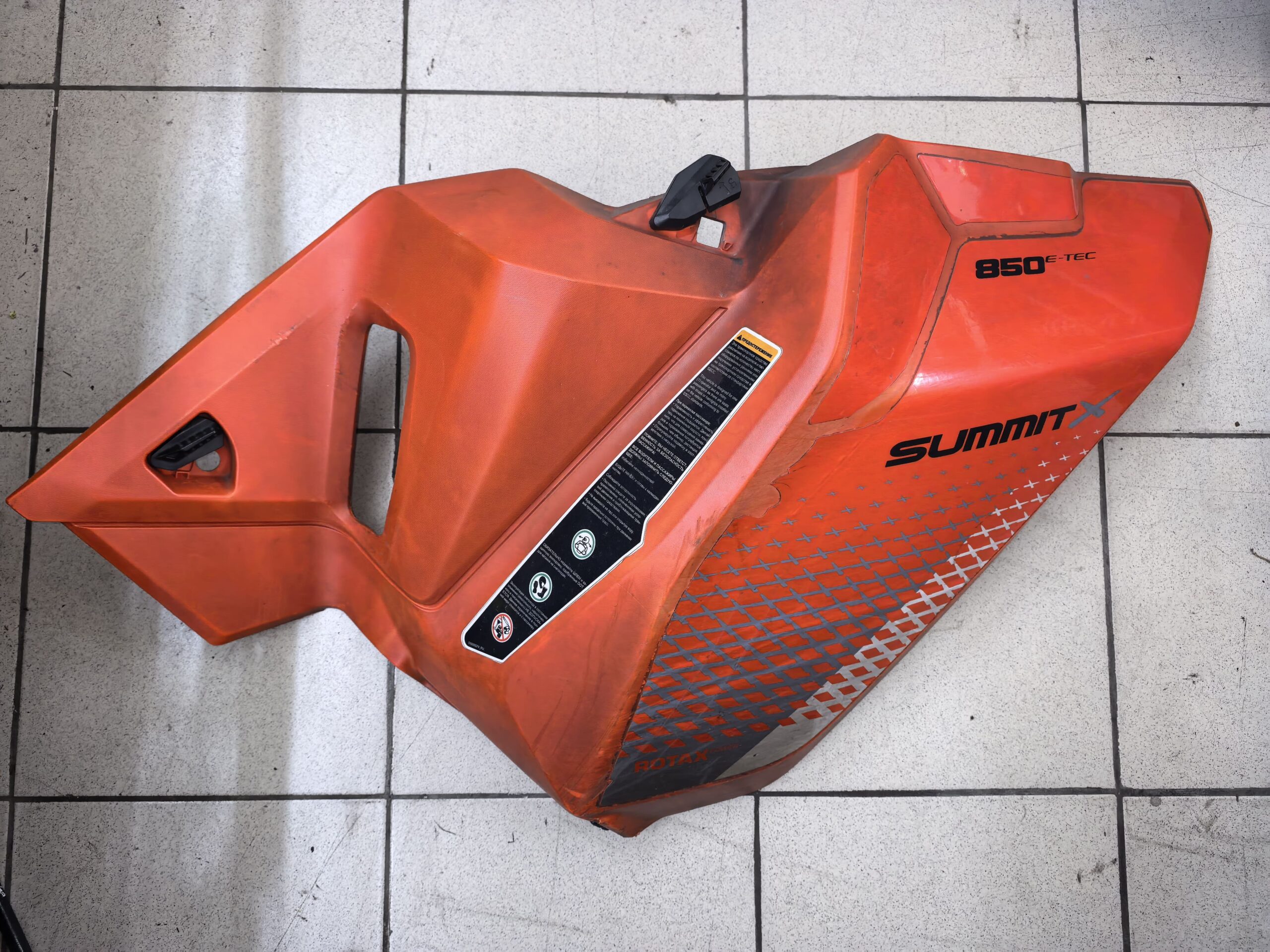 Боковина правая Красная Для Ski Doo Gen4 517307270 Лот №3