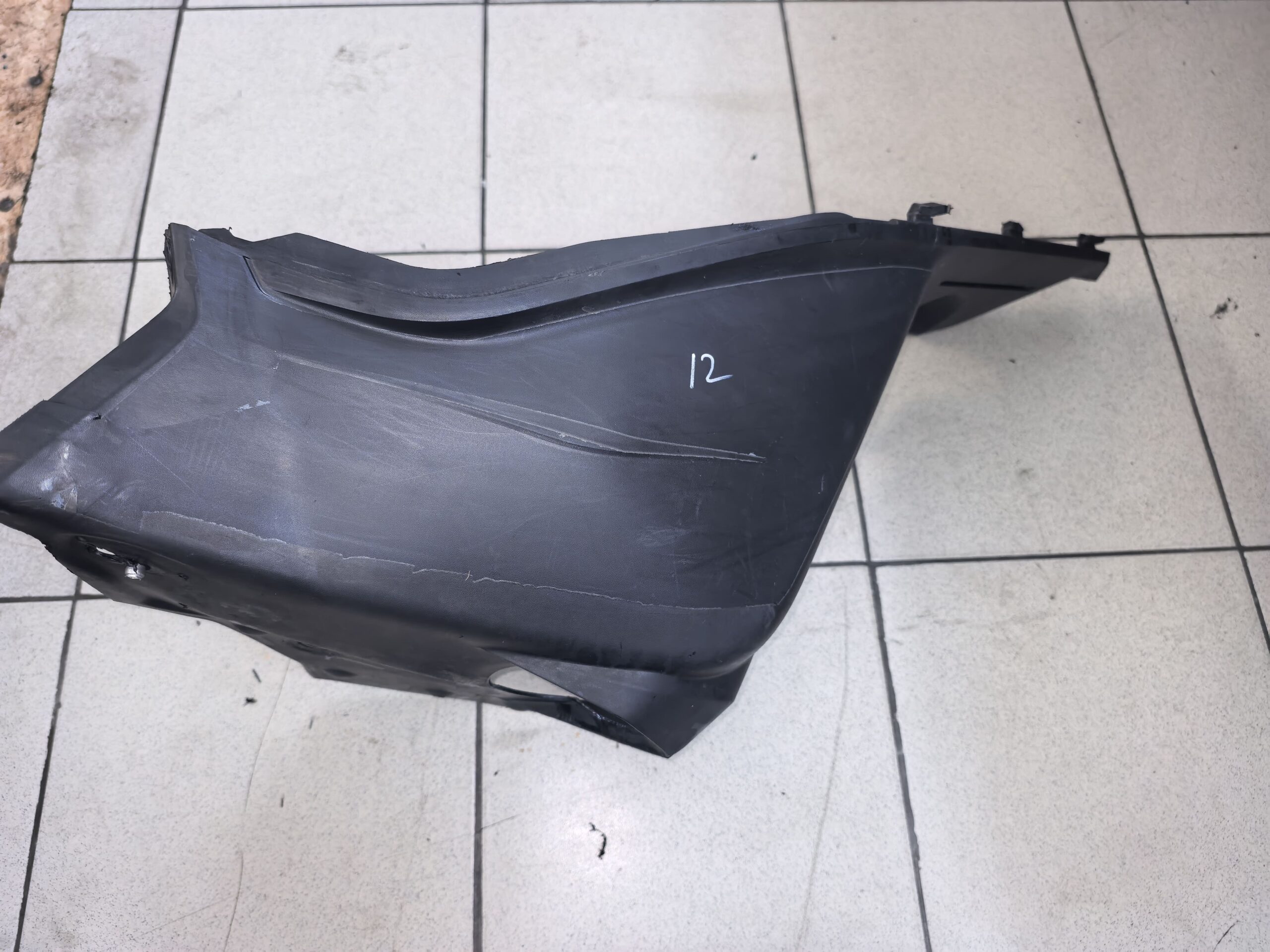 Панель Боковая Нижняя Правая Черная Для Ski Doo Gen4 502007458, 502007755 Лот №12
