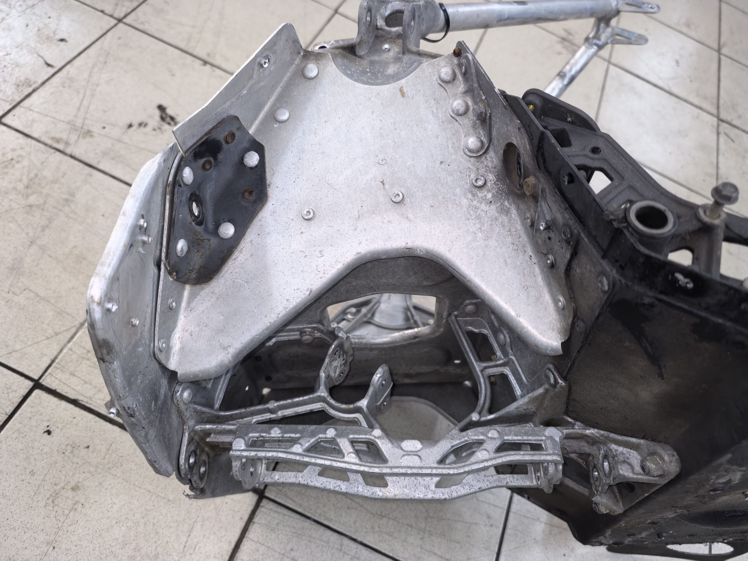 S - Модуль Рамы Для Ski Doo 518325660, 518325924, 518325978, 518327495, 518327721, 518328320, 518325923, 518326796, 518325922, 518326795 — изображение 6
